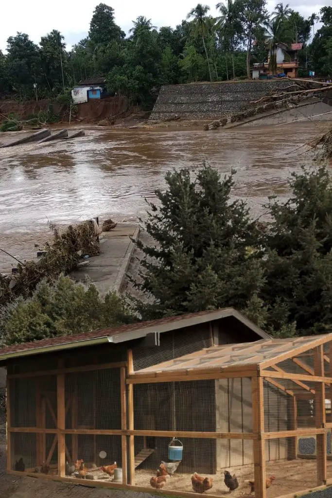 BE PREPARED FOR FLOODING DURING HURRICANES, TORNADOES AND OTHER SEVERE STORMS.